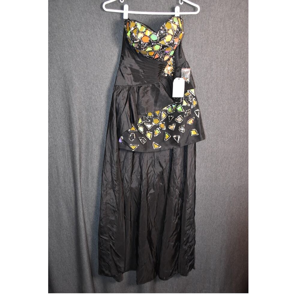 NEW Vienna Women's 8 Gown Formal Strapless Dress Shiny Embellishment